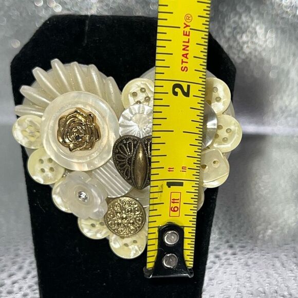 Vintage Button Brooch Pin White Gold Tone Hand Designed Classic Sewing Estate - Picture 3 of 7
